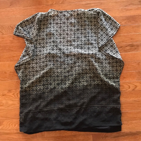 ✨Host Pick✨ Jessica Simpson 2pc Maternity Top - Picture 7 of 8